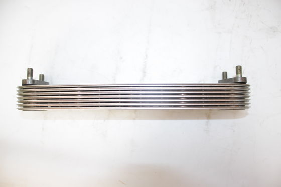 1-21725054-0 refrigerador de óleo EX300-3 de Isuzu Diesel Engine 1-21725054-0 6SD1T